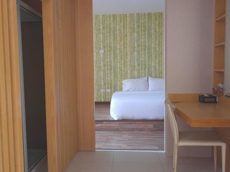 Nantra Retreat And Spa Bangkok Exterior photo