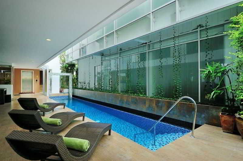 Nantra Retreat And Spa Bangkok Exterior photo