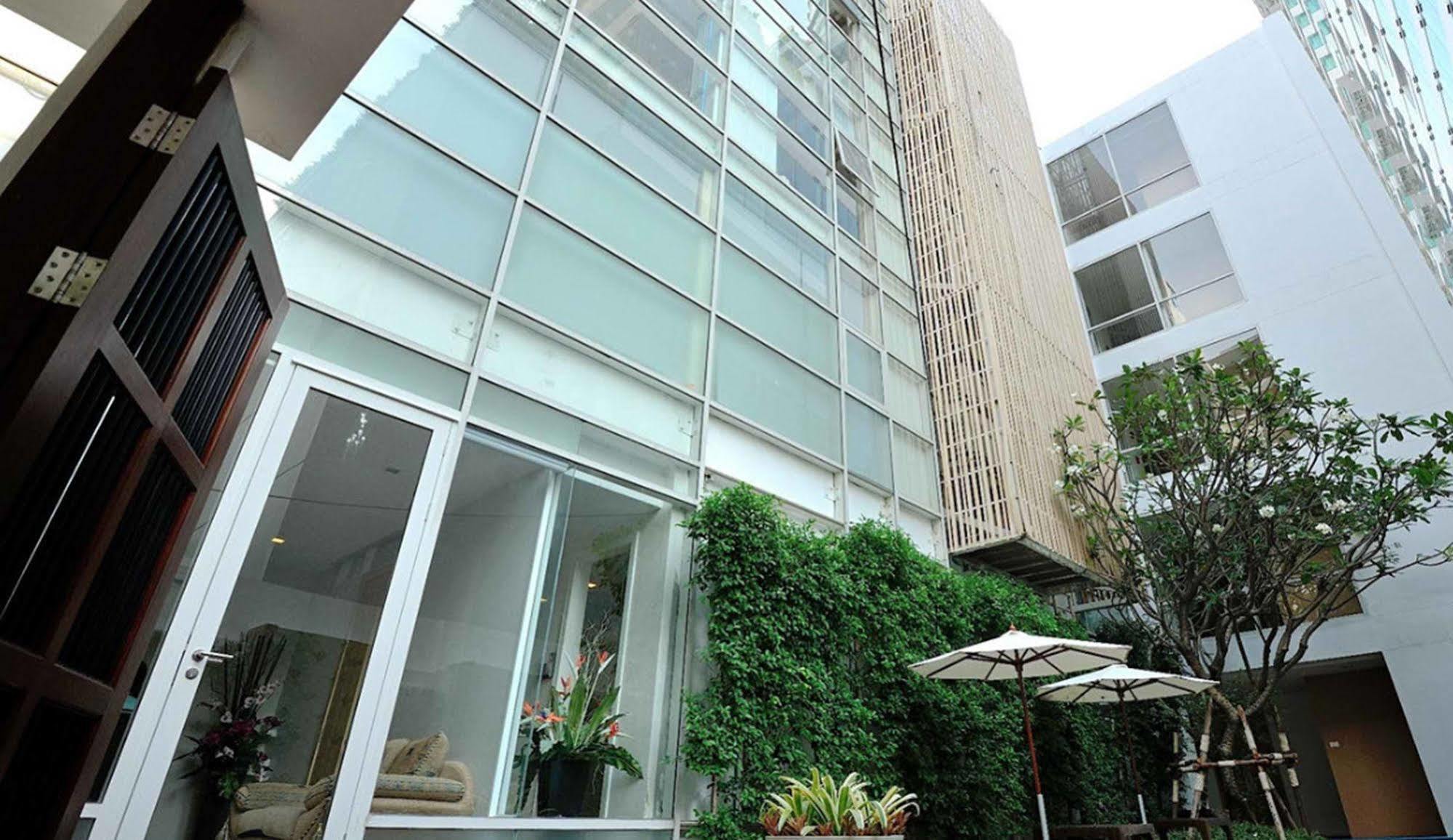 Nantra Retreat And Spa Bangkok Exterior photo