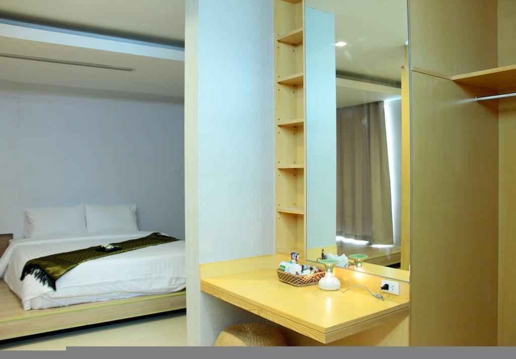 Nantra Retreat And Spa Bangkok Exterior photo